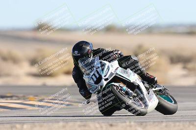 media/Dec-07-2025-CVMA (Sun) [[3e7d2de5dc]]/Race 11-Formula 2-CVMA Hooligans-American Thunder/